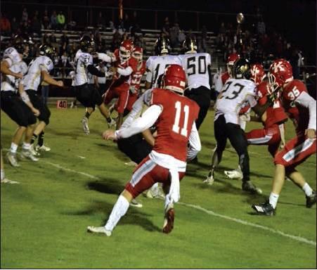 Tony McSwain • The Madill Record Above is another example of the teamwork the Kingston Redskins displayed on the field during the 2018 season.