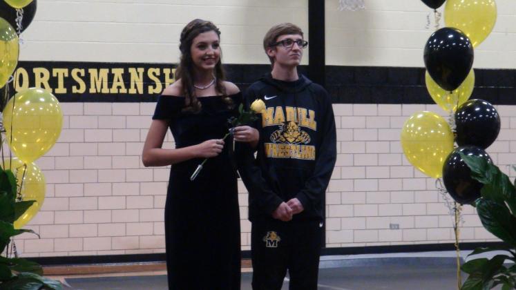 Freshman Abby Zang and Senior Chris Bennett.