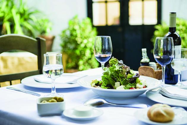 There are plenty of ways to socialize and enjoy meals away from home without compromising a diet. (Courtesy photo)