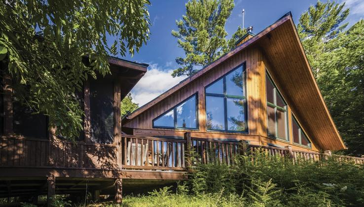 Individuals can consider these tips when selecting a vacation rental.