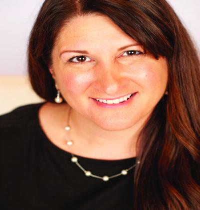 Denise Gary promoted at First United Bank