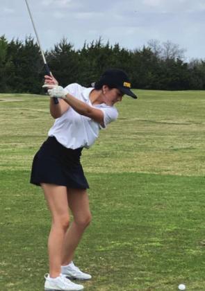 Madill golf teams participate in tournament