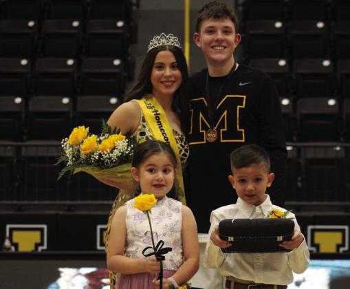 The 2024 MHS Basketball Homecoming King and Queen are Greg Padget and Hannah Elkins, respectively. Photo by Summer Bryant