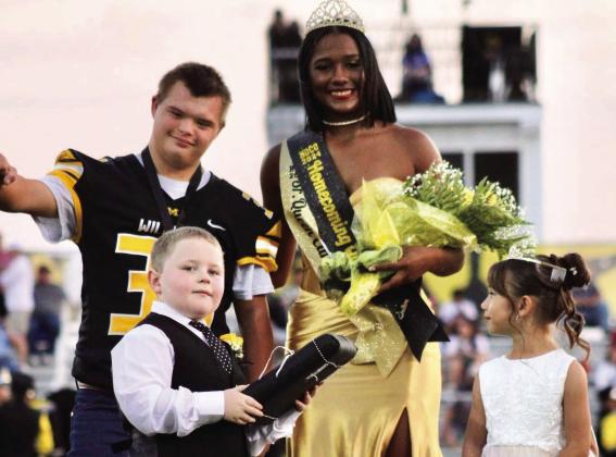 Madill 2024 Homecoming King and Queen