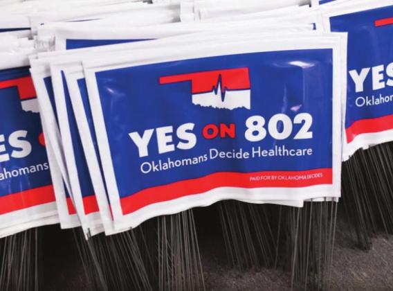 Lawn signs promoting State Question 802, shown here in this fi le photo, were part of the campaign to expand Medicaid in Oklahoma. Supriya Sridhar • Oklahoma Watch