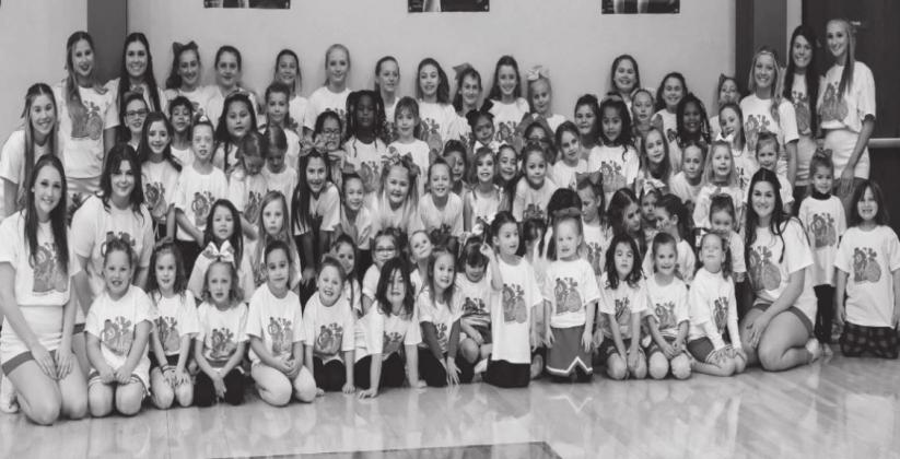The little Cheerleaders