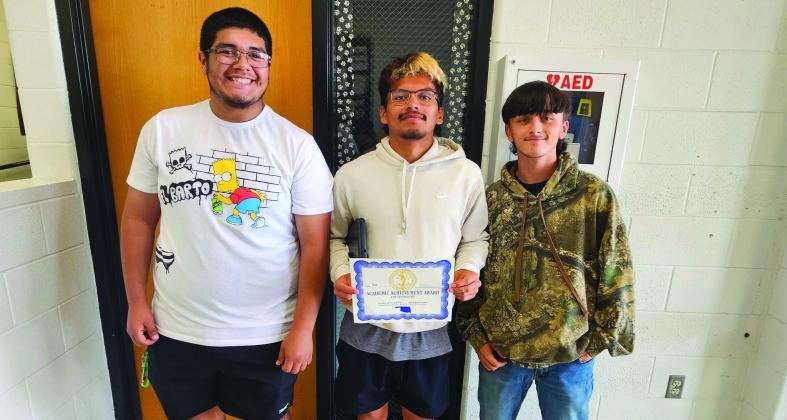 MHS wrestling teams win academic honors