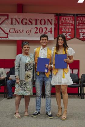 KOES presents scholarships