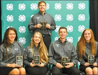 Courtesy Photo The 2019 Senior Green Award Group included Cole Stepp, Kristen Chapa, Samantha Hunt, Hayden Harper, and Ashlynn Arnold (Not pictured: Rio Bonham and Mallory Easley).
