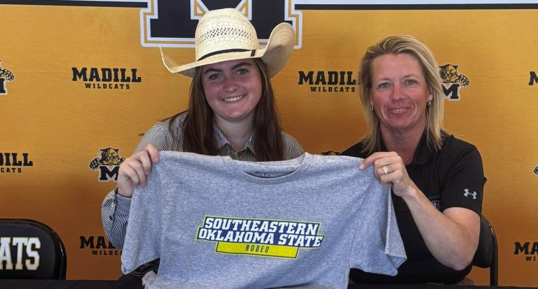Taycee Renick, left, signed her letter of intent to attend SE. Courtesy photo