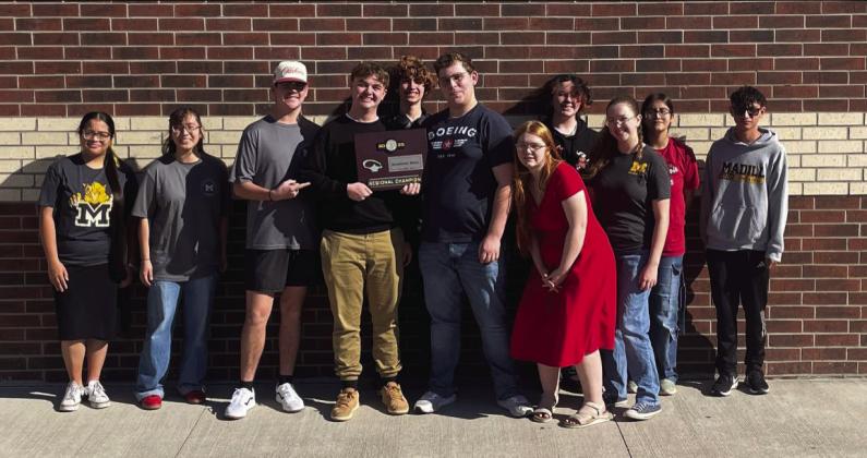 Courtesy photo The MHS Academic Team, left, took the Regional Championship on November 15. The MMS Academic Team, right, are the District Champs.