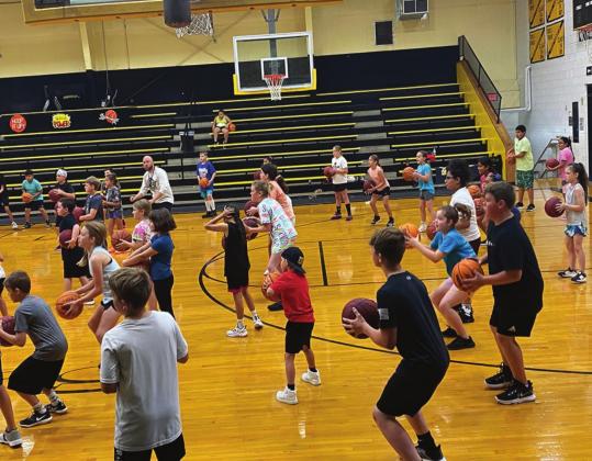 Madill students attend summer basketball camp