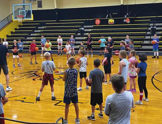 Madill students attend summer basketball camp