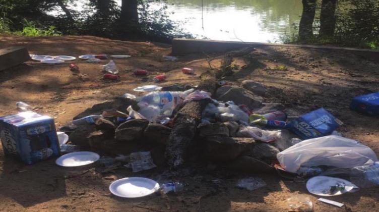 Please take your trash