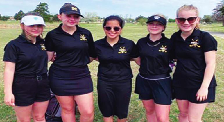 Madill Junior High Golf (left to right) Anabel Wagoner, Addy Miller, Alex Ortiz, Ralee Combs, and Zoey Golf. Jennifer Rushing