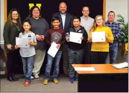 Madill students, board members recognized at monthly meeting