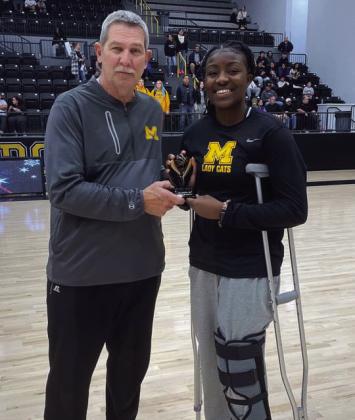 Madill basketball players receive recognition