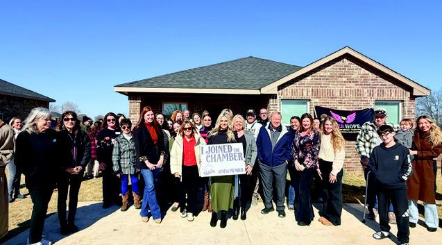 TheMarshallCountyChamberofCommerceheldaribboncuttingceremony for Her Hope Rising, located at 605 E. Bird Street, to welcome them to the community. Courtesy photo