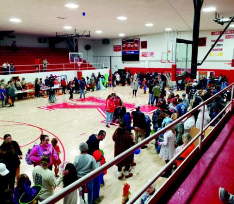 Town of Kingston hosts Trunk or Treat event