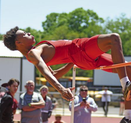Sam Walker took second place in the high jump event and was a state qualifier. Brian Blansett • Lincoln County News