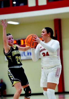 Kaya Wiebener lines up to shoot during the Kingston v Broken Bow game. Crockett Uber