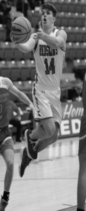 Jase Hayes goes airborn during the Kingston v Comanche game on February 13, 2021. Crockett Uber