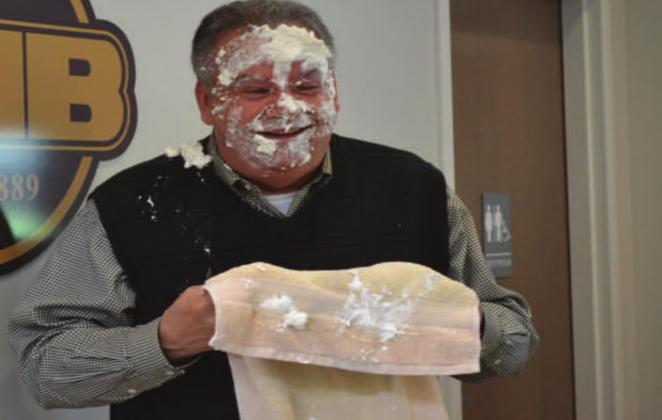 Pie to the face for char