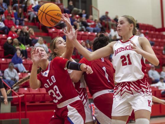 Lady Redskins fight off the Silo Lady Rebels