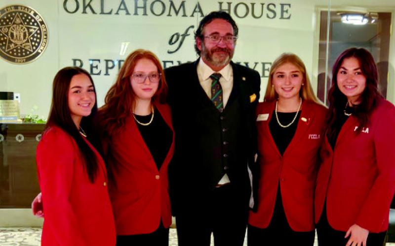 Shaylynn Foxx, Riley Khan, Josh Cantrell, Ella Weaver and Kyndall Turnage pose for a picture at the Capitol. Charles White • The Madill Record