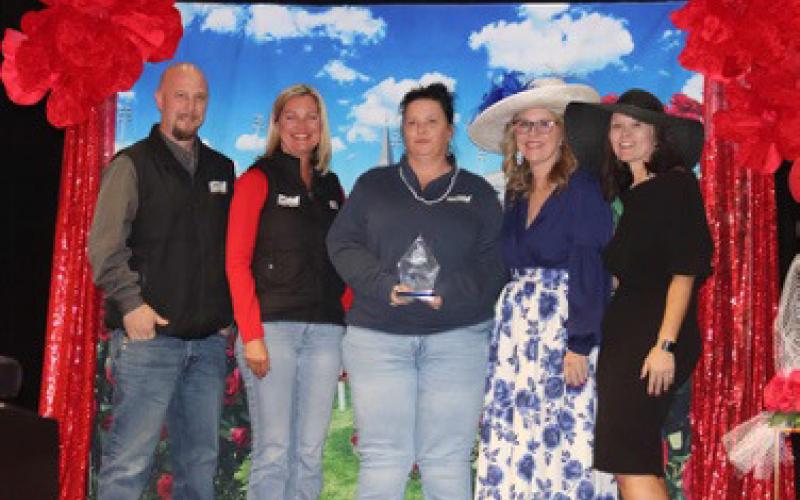 Chamber members "race" to attend banquet