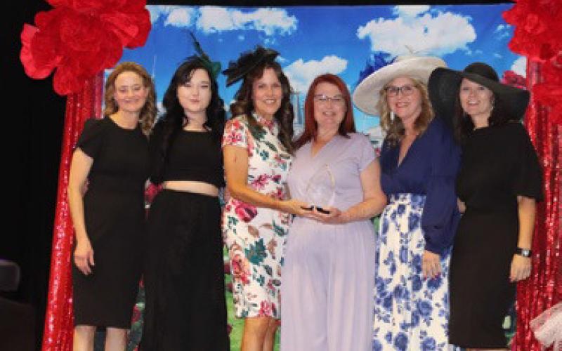 Chamber members "race" to attend banquet